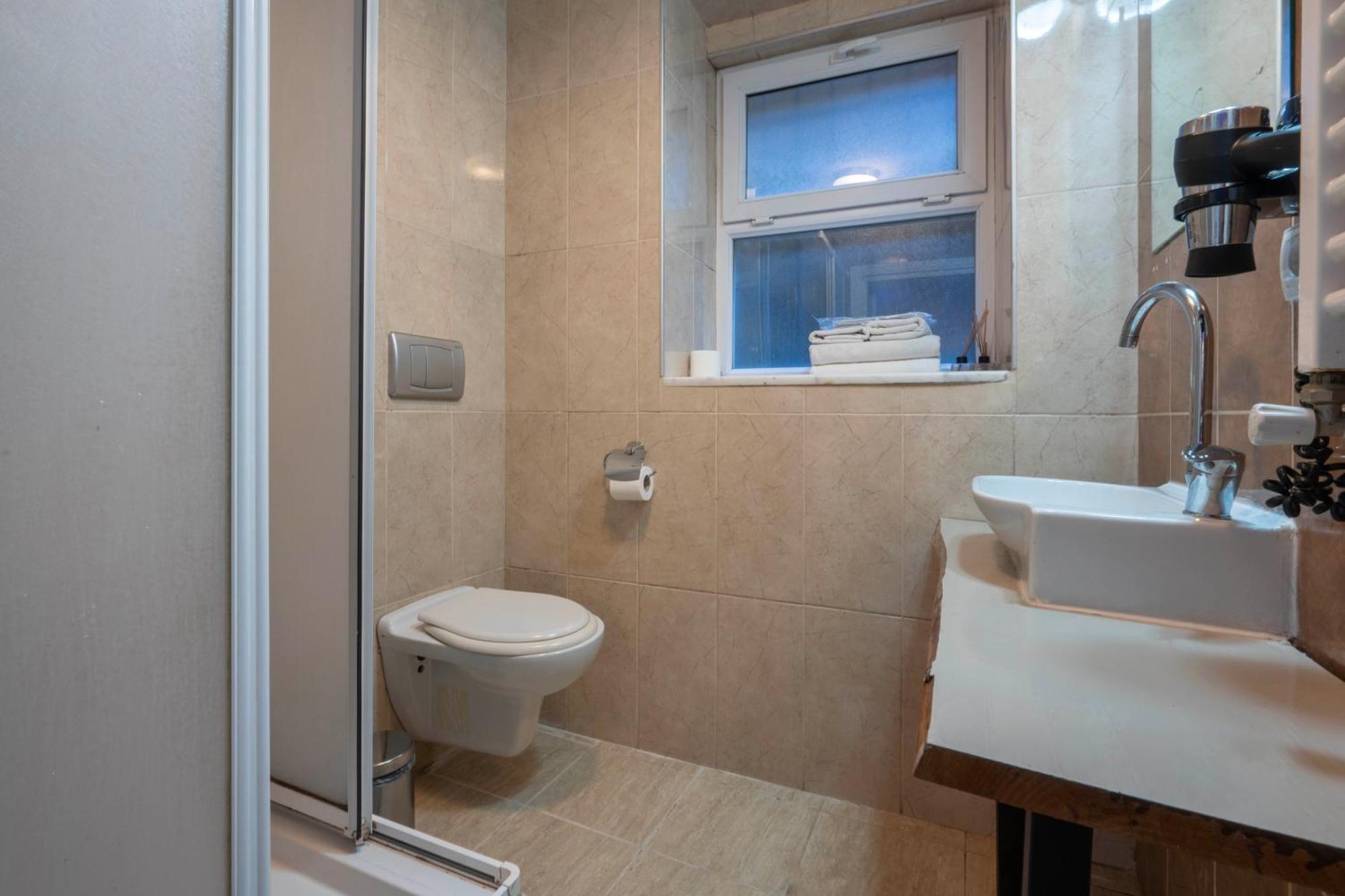 5 Apartment Galata Provincia di Provincia di Istanbul Esterno foto